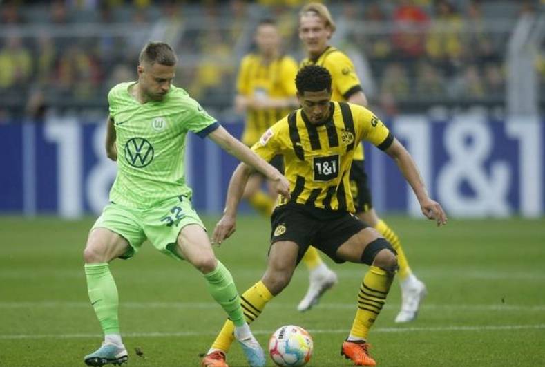 乐竟体育平台-沃尔夫斯堡逆转胜出，反超对手获胜(沃尔夫斯堡城市北部)