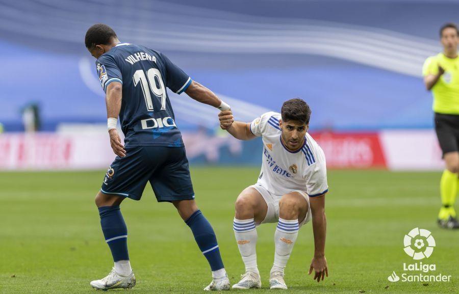 包含博洛尼亚主力伤愈回归提振士气，助球队取得转机的词条